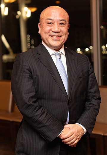 株式会社アースみらい総研 代表取締役 岡野恭士。(正式名称:岡野安暢)